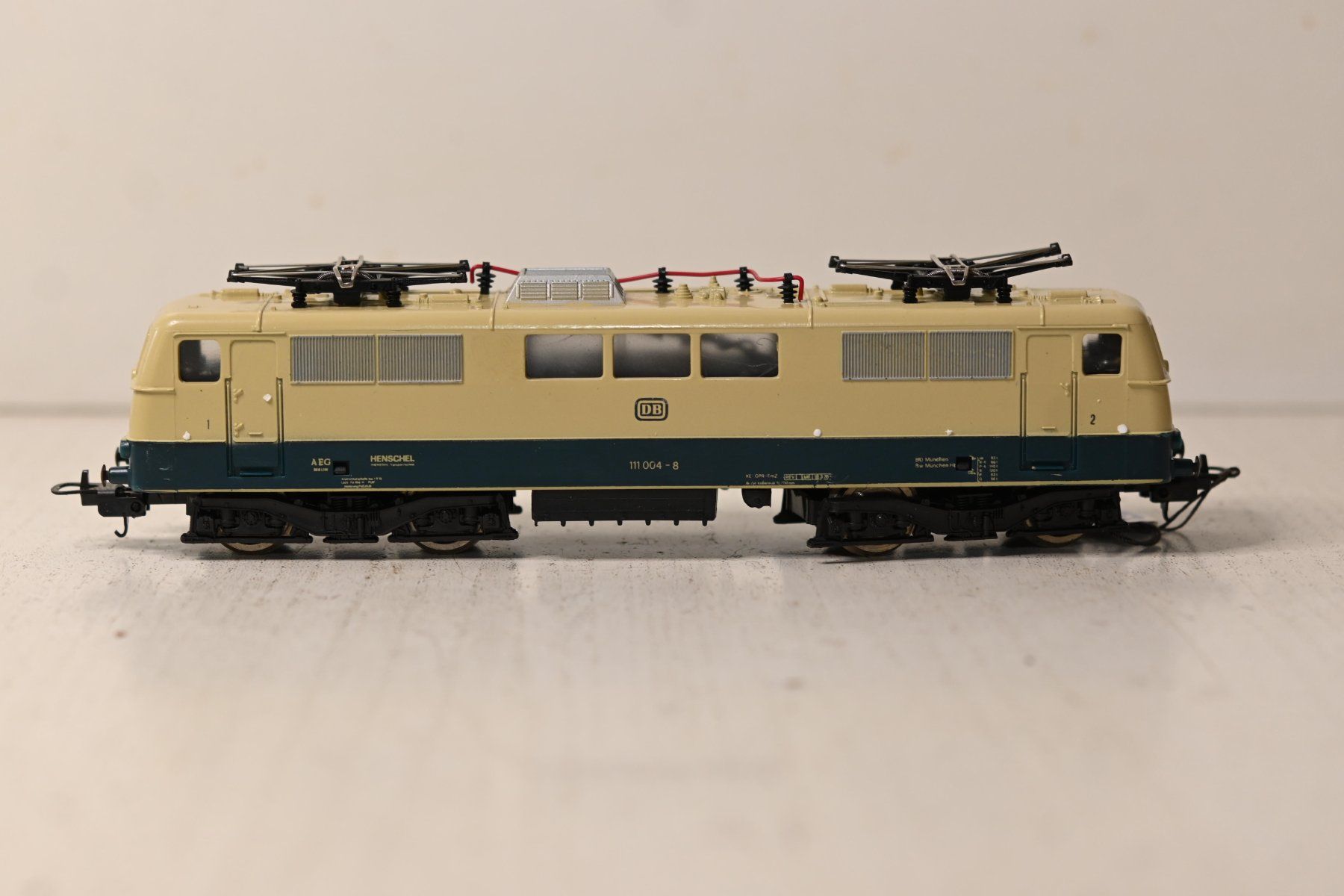 Lima Modellini di ferrovie: Lima DB BR 111 004-8 H0/DC läuft – Usato da Laupen ZH venduto da Zmoewe 5
