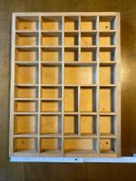 Setzkasten aus Holz mit vielen Fächern gebraucht