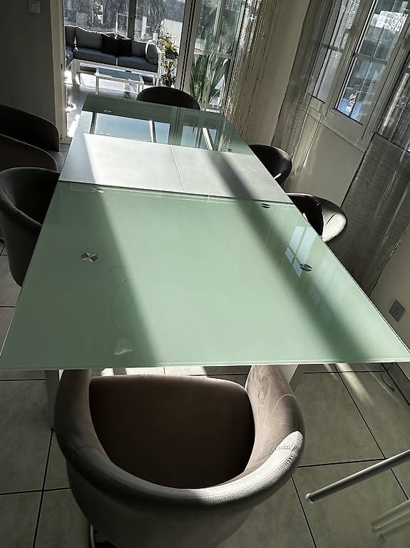 Set di tavolo e panche: Glasstisch+ 6 Sessel – Usato da Oensingen venduto da NazioAnto 2