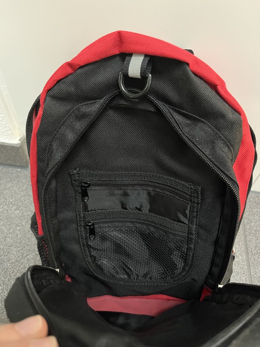 Kindertaschen: Roter Kinderrucksack, nagelneu – Neu und originalverpackt aus Hünenberg See von spartakus02 2