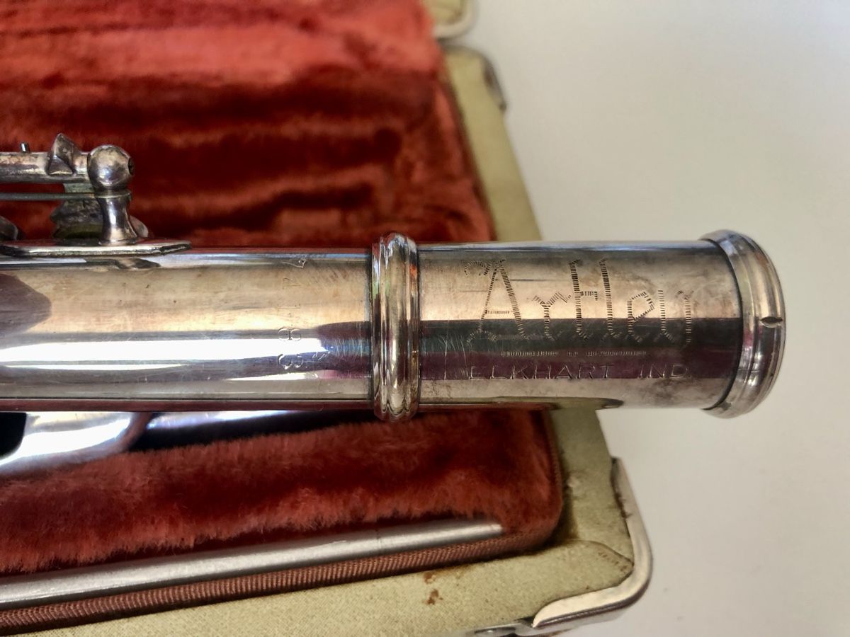 Strumenti musicali: Alte versilberte Artley Konzertflöte – Usato da Courfaivre venduto da Schroexel 5