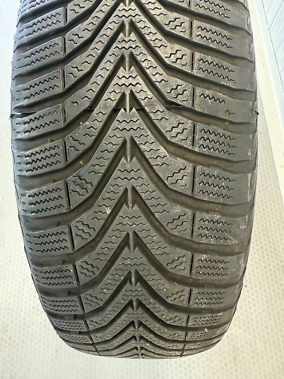 Pneumatici & Ruote complete: Roues d?hiver Mitsubishi Space Star modèle, 2000 – Usato da Bossonnens venduto da Yehya 1