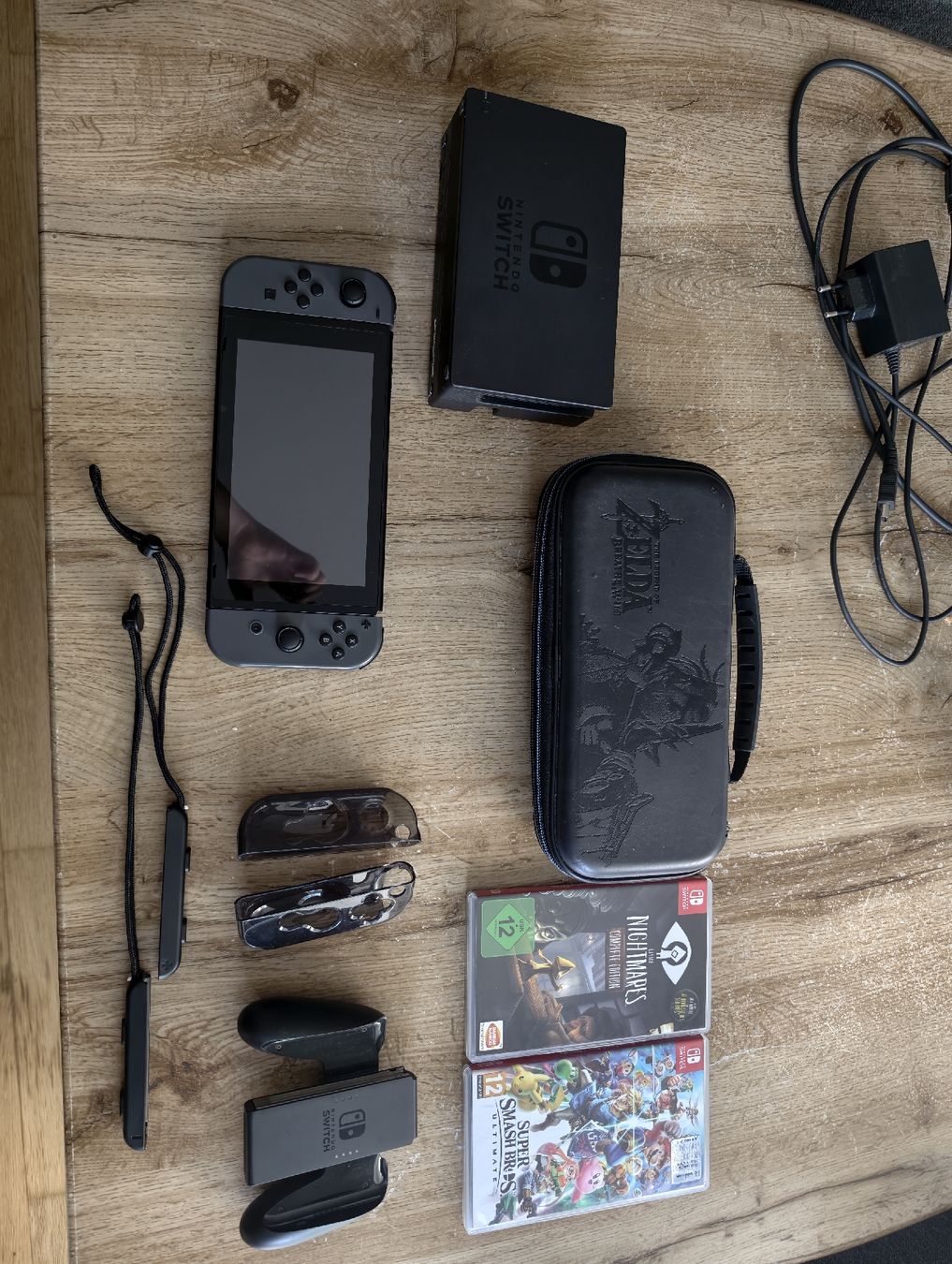 Nintendo Console: Nintendo Switch + Accessoires  – Usato da Bern venduto da mir_kf2q