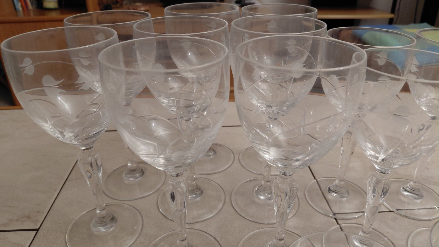 Bicchieri: Wein- und Trinkgläser – Usato da Winterthur venduto da LoOnds