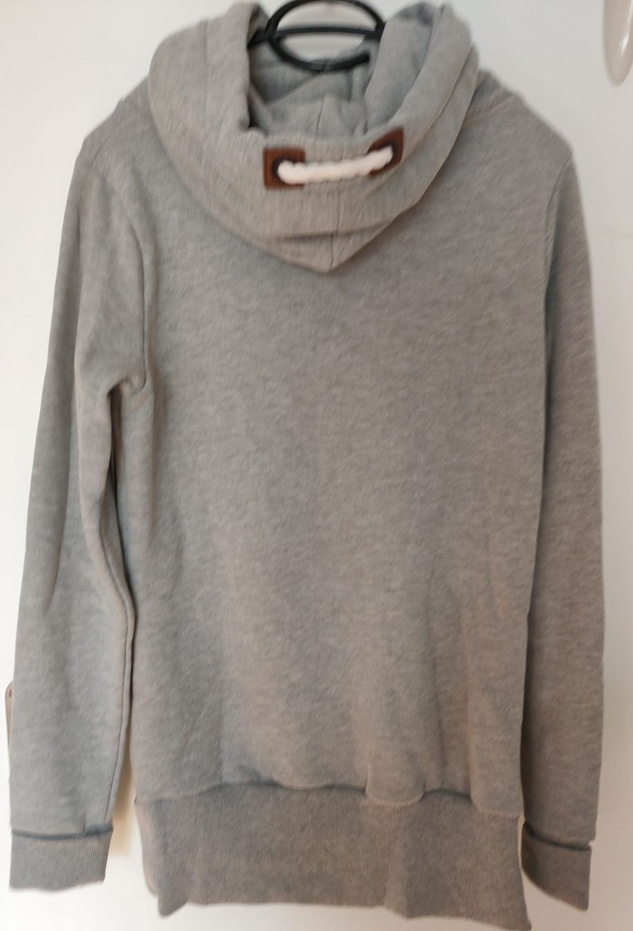 Pullover & Sweatshirts: dicker Hoodie Gr. XS – Gebraucht aus Luzern von Luzern_Energy 1