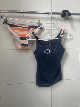 Roxy Badeanzug, Gr. 12, neuwertig, ideal für den Sommer!