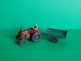 Traktor mit Anhänger von Wiking 1/87
