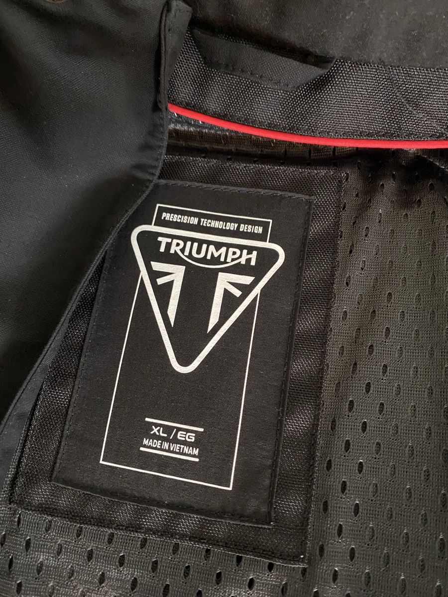 Triumph Jacken: Triumph Motorrad Jacke & Hose – Neu (gemäss Beschreibung) aus Buttwil von Oni-78 3