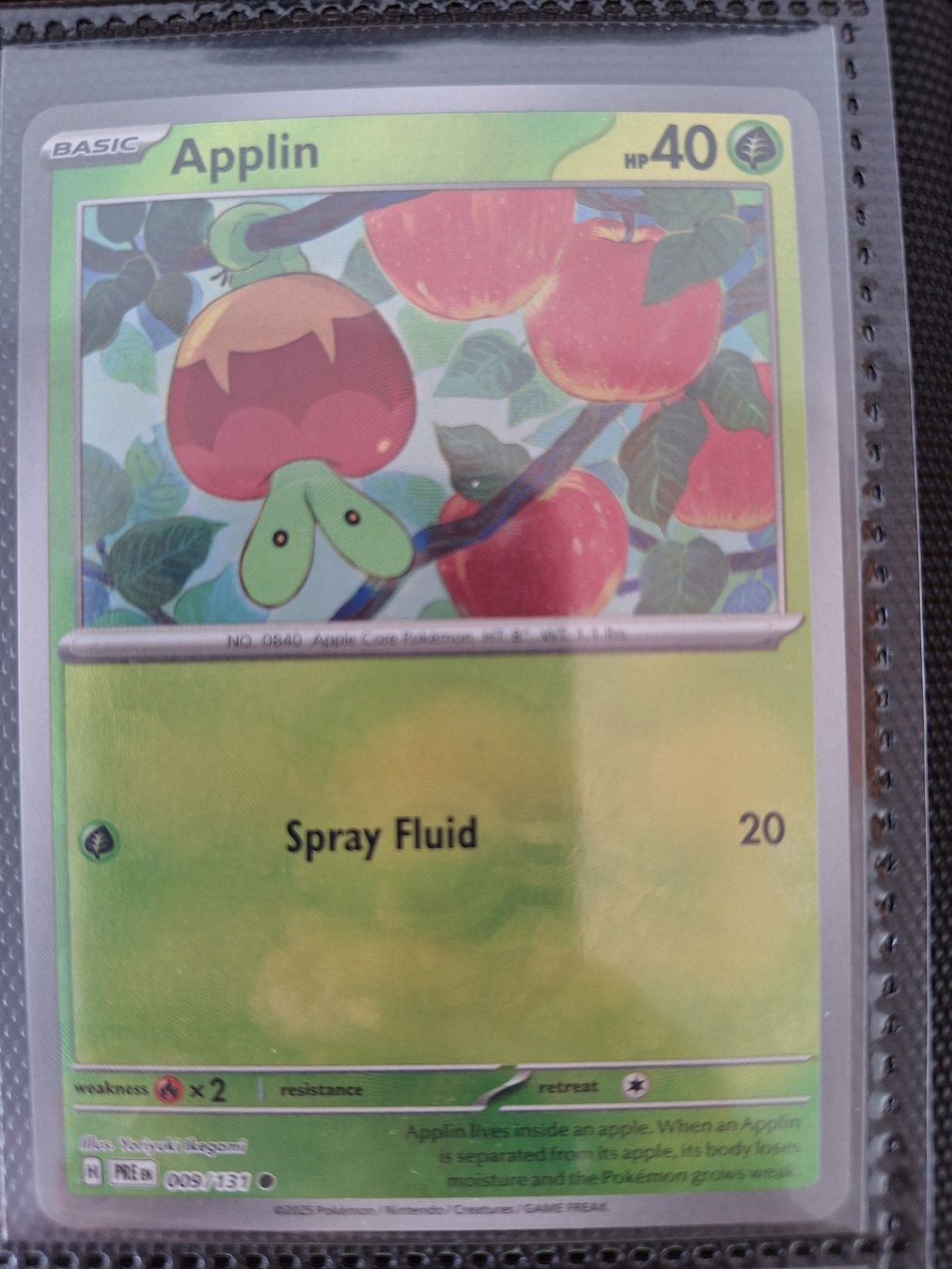 Pokémon Cartes à collectionner: Applin - Pokeball - Prismatic Evolution – D'occasion à Altstätten SG par GGsGameshop