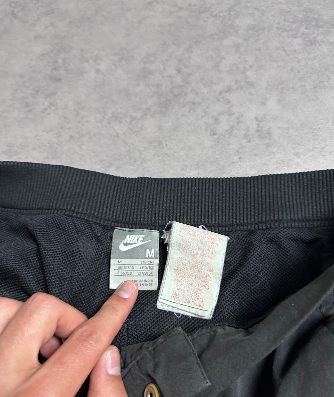 Nike Pantaloni: Nike Cortez Trackpants M – Usato da Wolfhalden venduto da GodzillaArchive 6