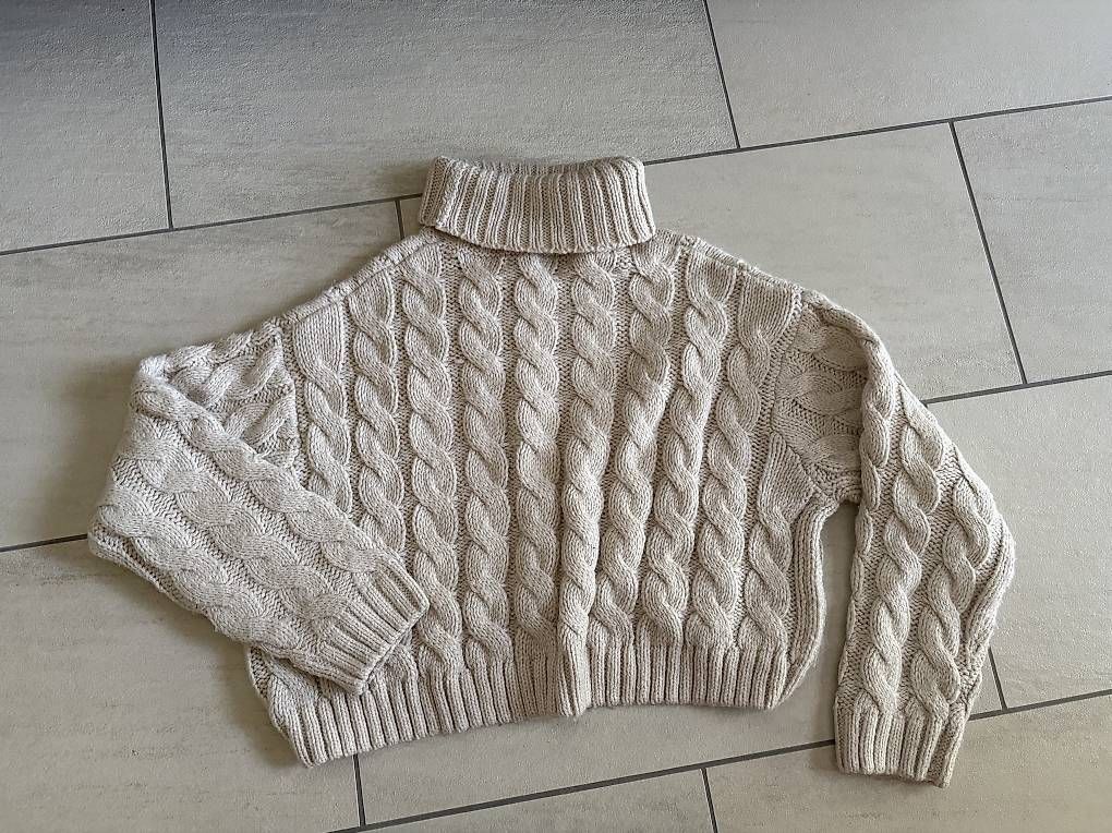 Pulls & Sweat-shirts: Pullover von Bershka – D'occasion à Niederhasli par log_5ffv 2