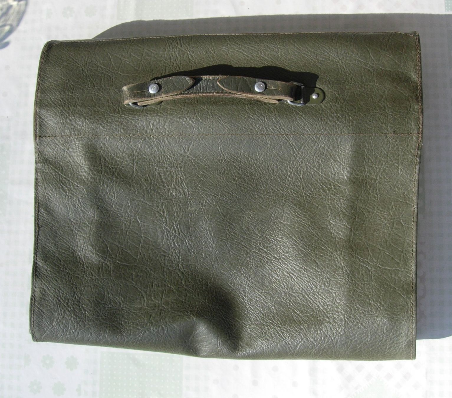 Schweizer Armee Taschen: Effektentasche -Schweizer Militär/ Offizier Tasche – Gebraucht aus Basel von Grbina64 1
