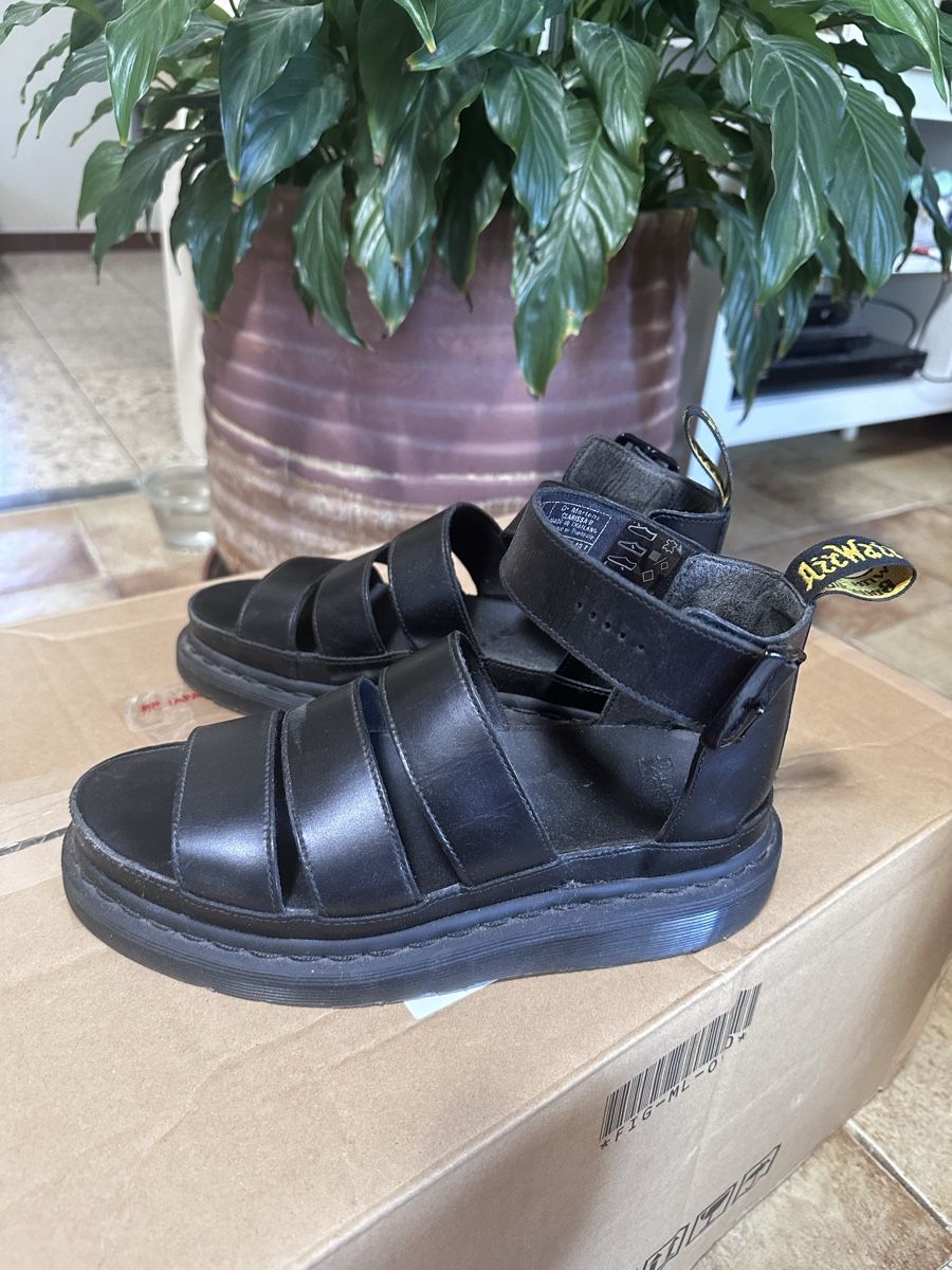 Dr. Martens Scarpe da donna: Sandales Clarissa Dr Martens en 39 – Usato da Corgémont venduto da Chloesellsthings 1