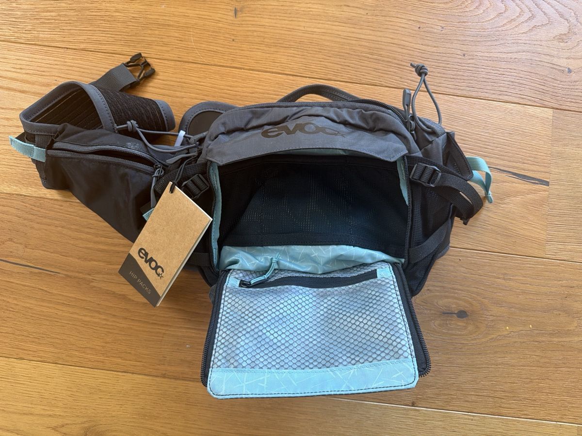 Evoc Zaini: Hüfttasche Evoc Hip Pack Pro 3 - NEU – Nuovo (secondo la descrizione) da Muri AG venduto da User_One 2