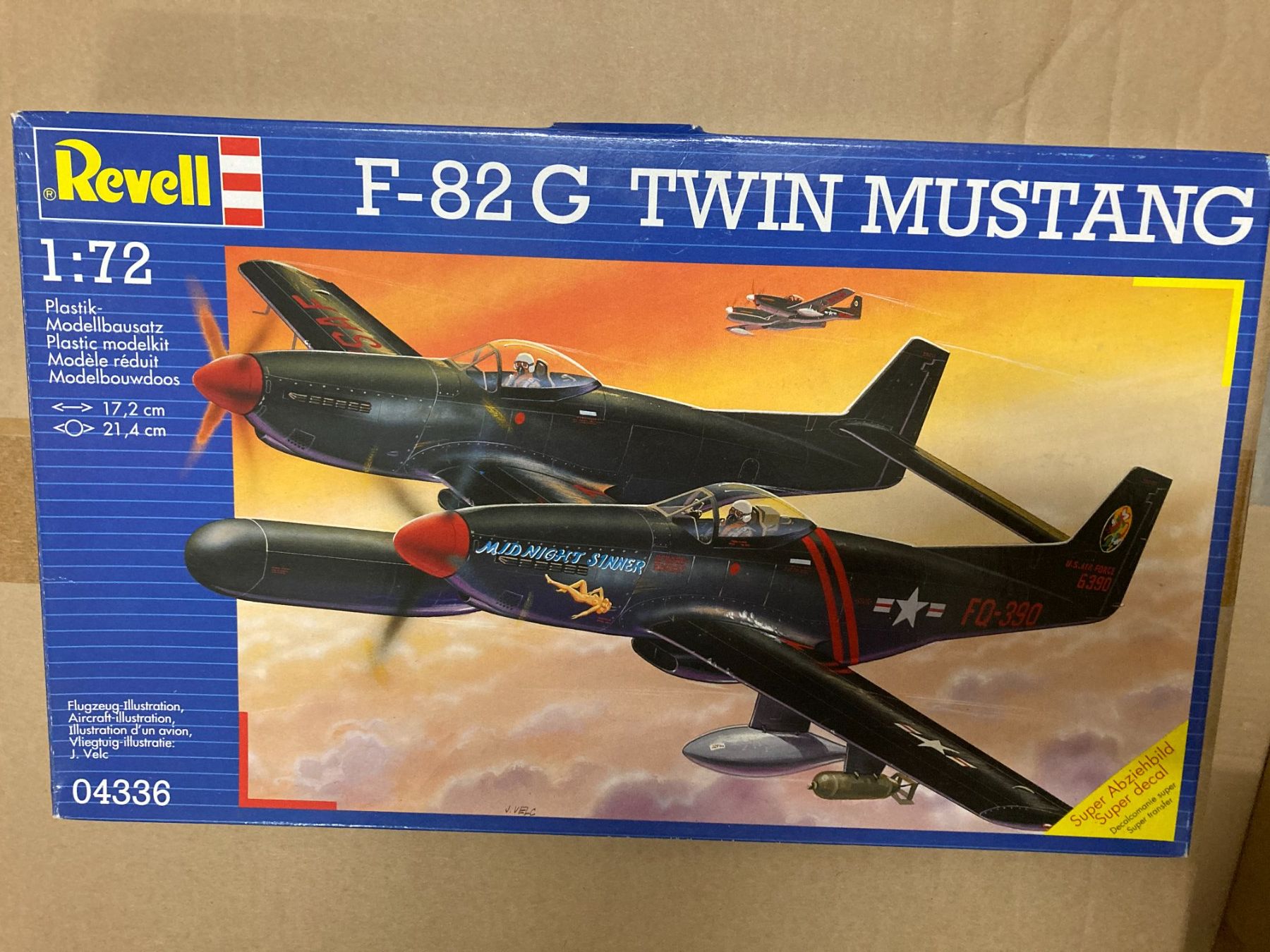 Revell Kit di modellismo & Modellini statici: Flugzeug Plastikbausatz – Nuovo (secondo la descrizione) da Frauenfeld venduto da oli_hy8j