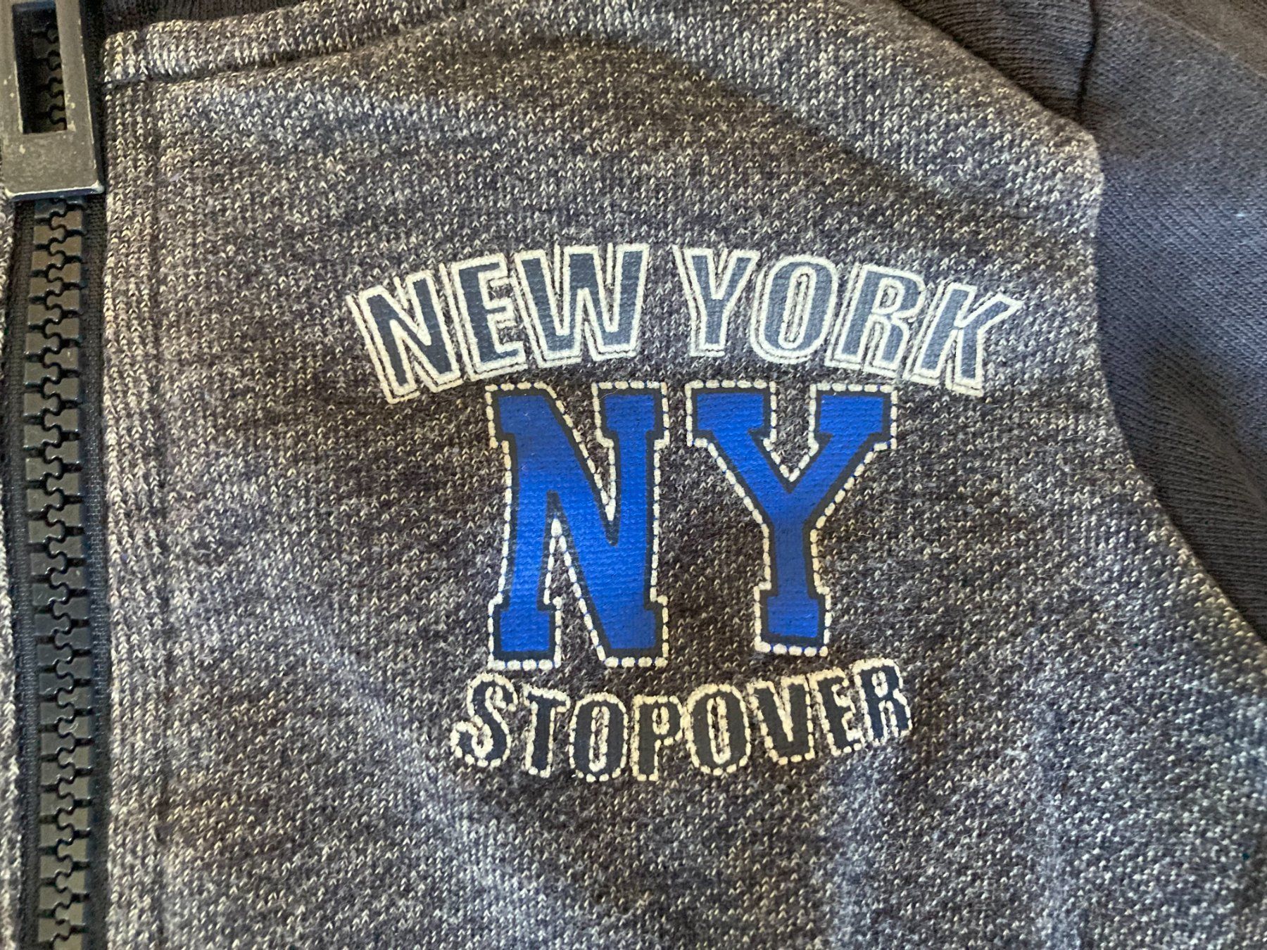 Maglioni & Felpe: Kapuzenpullover "Charles Vögele" – Usato da Muttenz venduto da Juvenile33 1