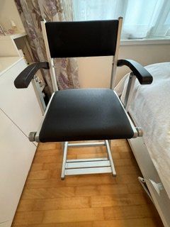 Chaises: Schminkstuhl Cantoni S105A – Neuf (Voir description) à Niederweningen par ikorulez