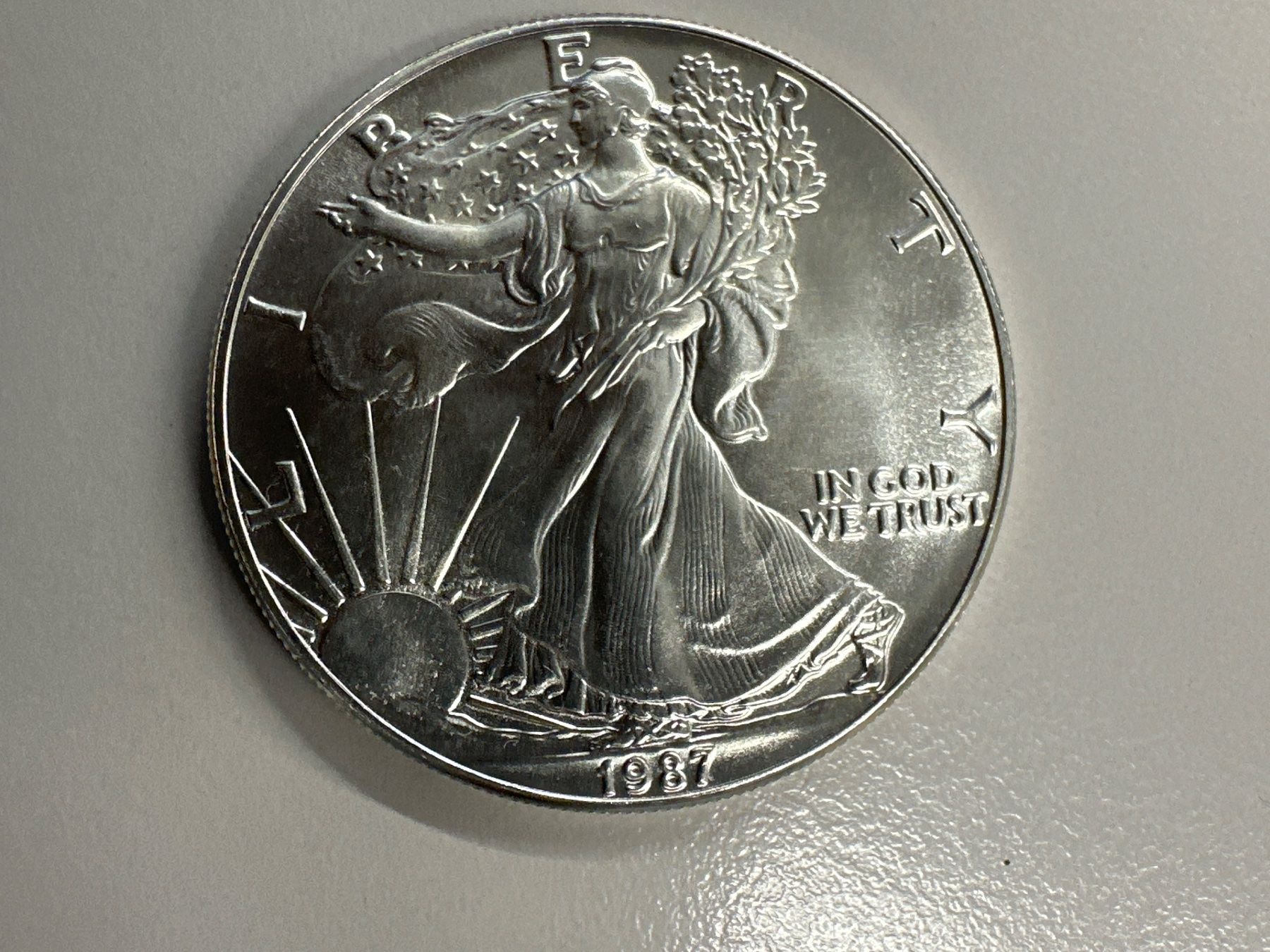 Alle Münzen: 1 Unze Silber American Eagle 1987 – Neu (gemäss Beschreibung) aus Herisau von herau