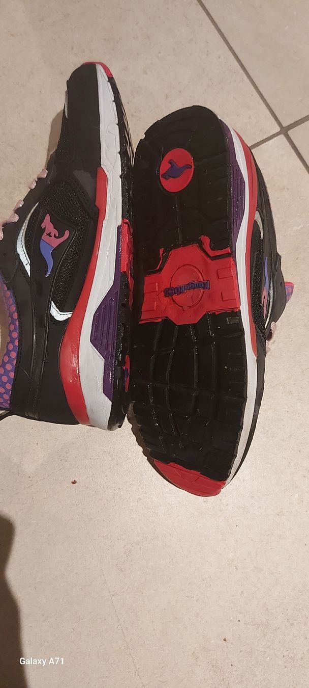 Schuhe für Mädchen: Kangoo Sportschuhe Sneackers 37 – Gebraucht aus Rüthi (Rheintal) von Boschacat 1