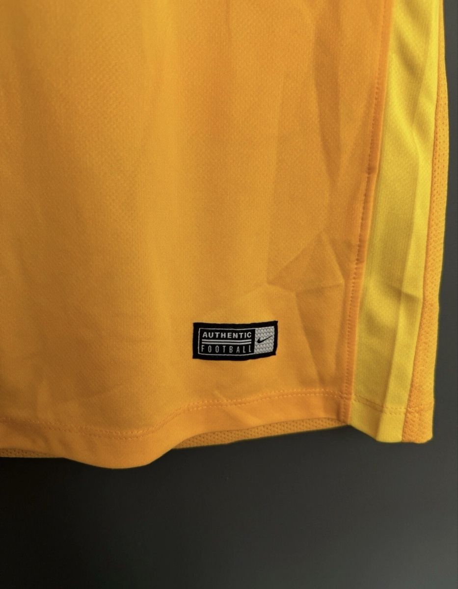 Young Boys Canottiere & Pantaloni: BSC Young Boys 2017/18 Trikot – Usato da Allschwil venduto da lor_6cgq 7