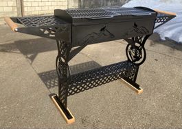 Holzkohlegrill (Wolf)