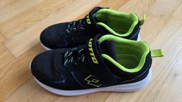 Lotto Turnschuhe Grösse 31 Schwarz