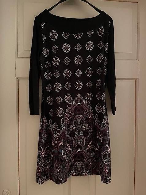 Vestiti: Kleid Gr. 36 – Usato da St.Gallen venduto da NOVEMBER01