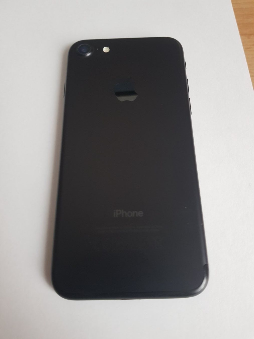 Apple Telefoni cellulari / Smartphones: iPhone i7 128gb black – Nuovo (secondo la descrizione) da Delémont venduto da Gerald12 2