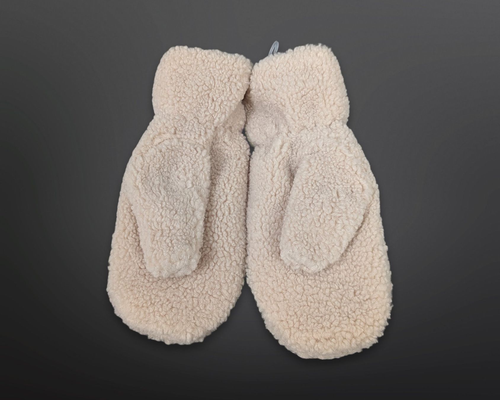 Handschuhe & Handstulpen: VARESE Teddy-Fausthandschuhe beige one size – Neu (gemäss Beschreibung) aus Suhr von Restwert_Suhr 1