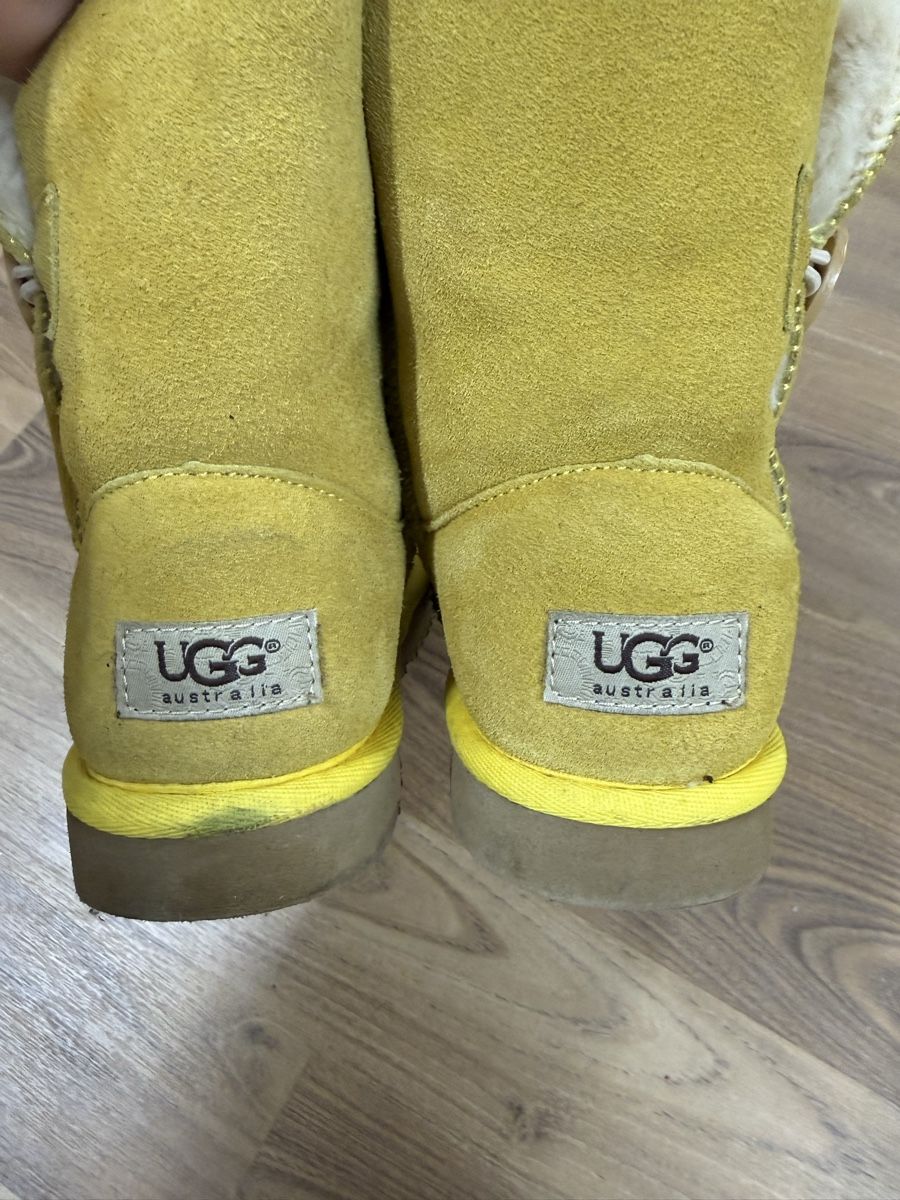 Ugg Scarpe da donna: Originale gelbe UGG Stiefel Gr 38 – Usato da Winterthur venduto da Mhaselnuessli 2