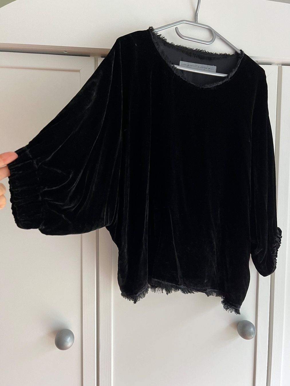 Pullover & Sweatshirts: Raquel Allegra Pullover Samt S/M – Gebraucht aus Oberwil-Lieli von Borz2 2