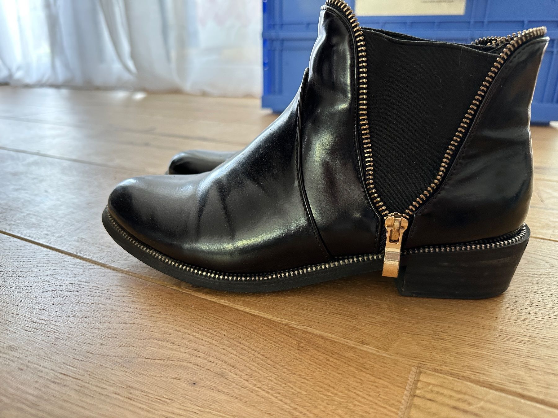 Scarpe da donna: Stiefel Grösse 40 – Usato da Wangen b. Olten venduto da na_wal