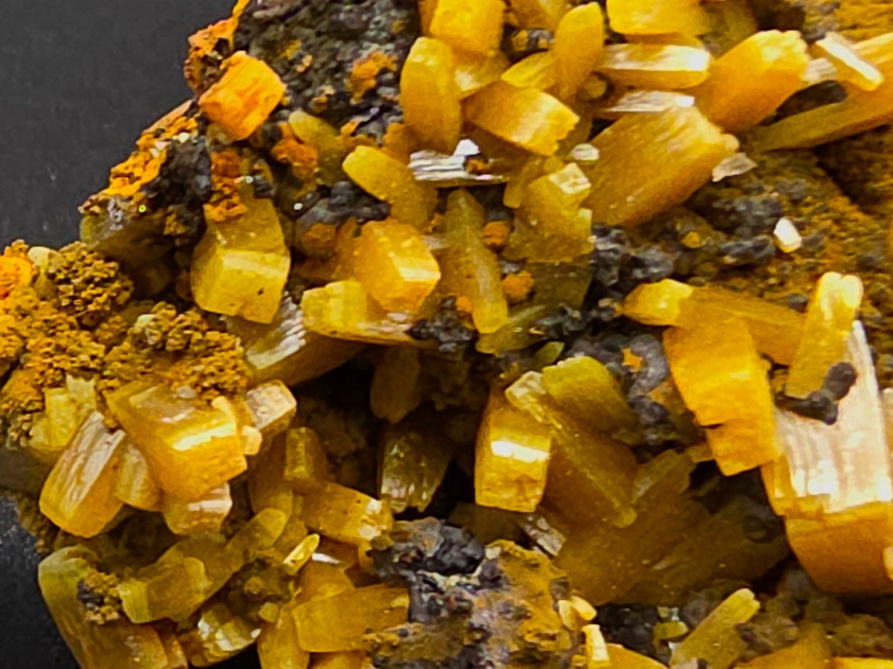 Minerali & Pietre curative: Wulfenite on Mottramite Ojuela Mine, Mapimí, Durango, Mexico – Usato da Figino venduto da minshop 7