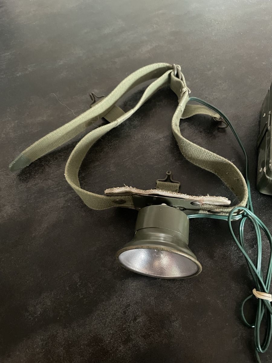 Lampade: Militaria Ancienne Lampe Frontale – Usato da Vallamand venduto da Bricbracbroc82 1