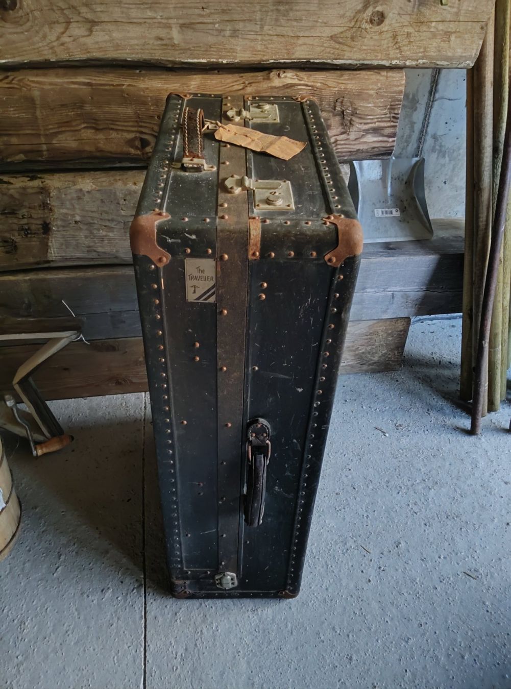 Schweizer Armee Valigie: Ancienne valise – Difettoso da Vicques venduto da prairie0809 4