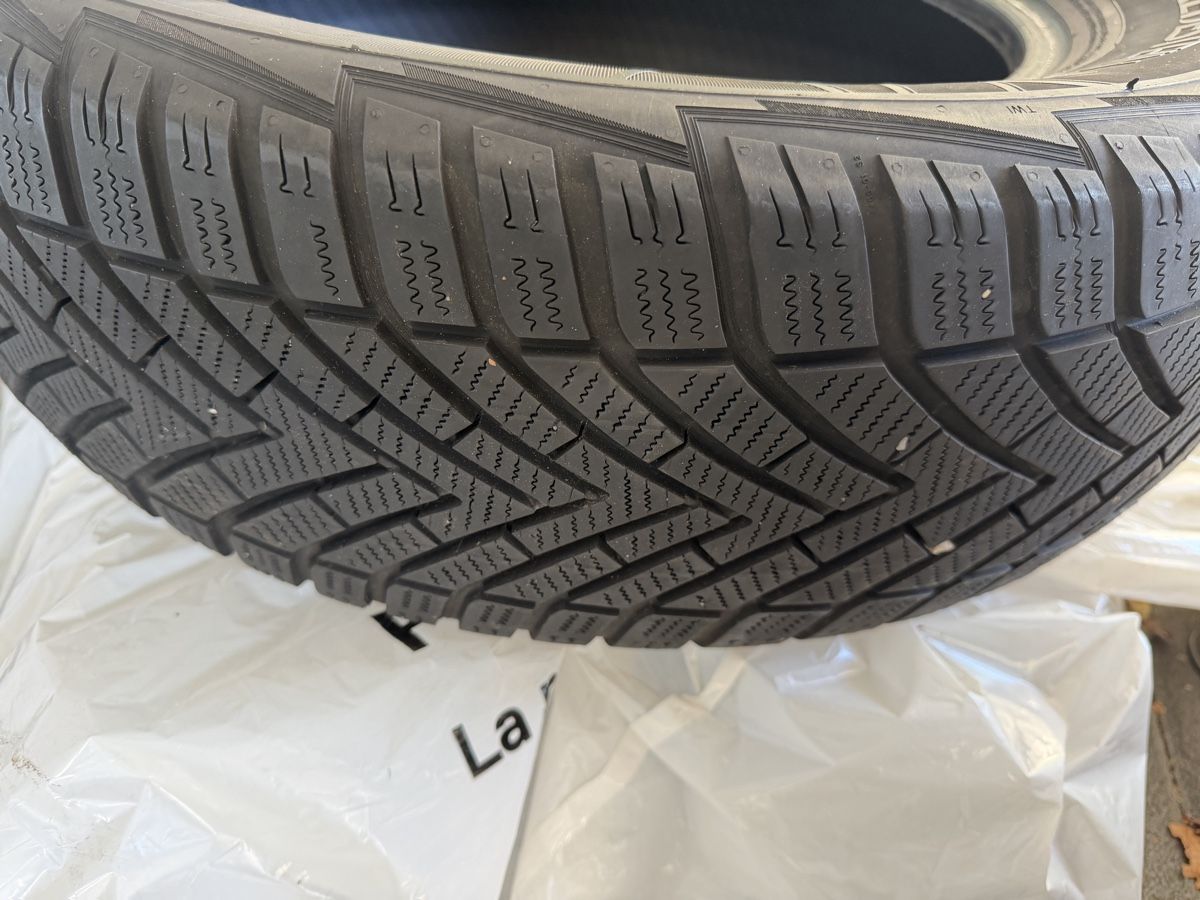 Pneumatici & Ruote complete: Winterpneu – Usato da Ballwil venduto da ram_r5nv 4