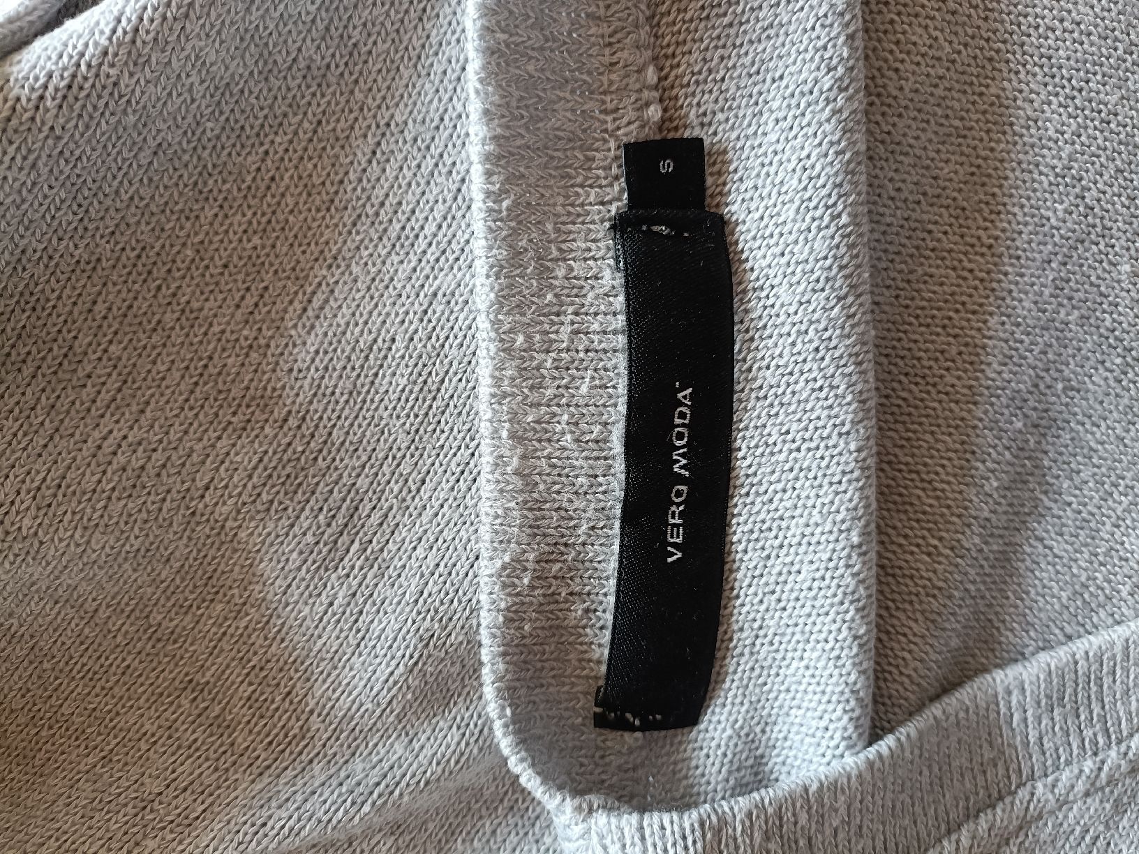 Maglioni & Felpe: Pull dos nu VERO MODA / Taille S – Usato da Vaulruz venduto da O_DDM 2