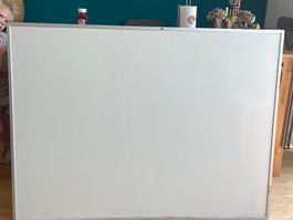 Whiteboard mit Alurahmen Grösse 120x90