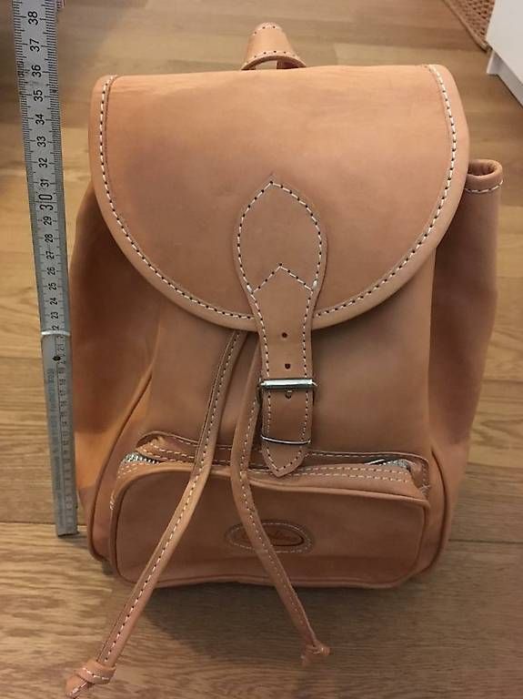 Zaini: echter Leder Rucksack, aus Handarbeit – Usato da Rebstein venduto da Dom-Grab_83
