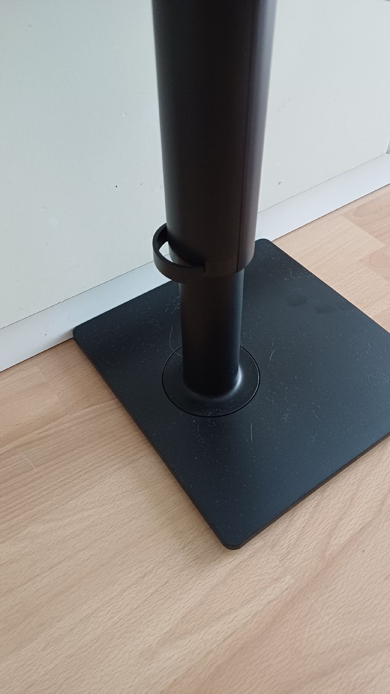 Samsung Staffa per monitor: Monitor Halterung – Nuovo e nell'imballaggio originale da Breitenbach venduto da ._Luca_. 4