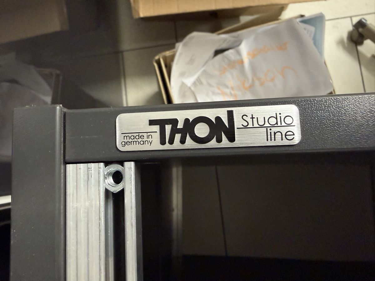 Wandhalterungen: 2x THON Studio Line 19” Rack 4HE – ungebraucht Rackmount – Neu (gemäss Beschreibung) aus Rain von grmv 1