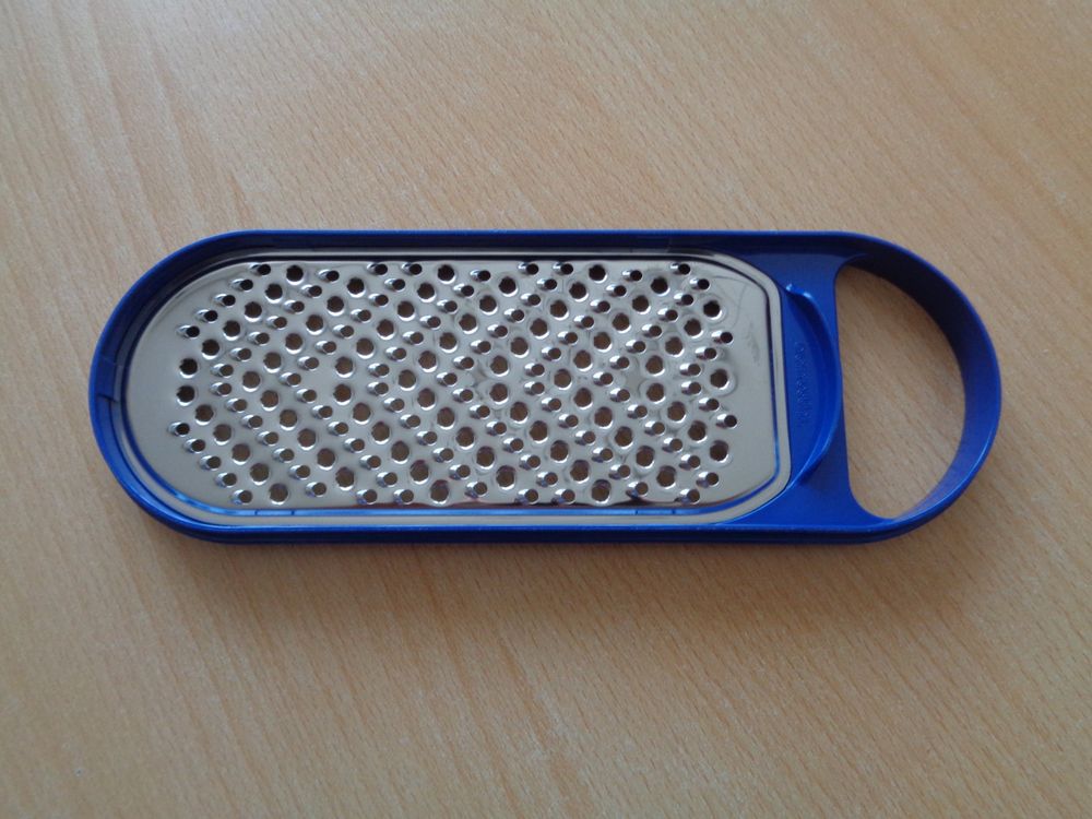 Tupperware Raffel (Gebraucht) in Dietikon für CHF 9 – mit Lieferung auf ...
