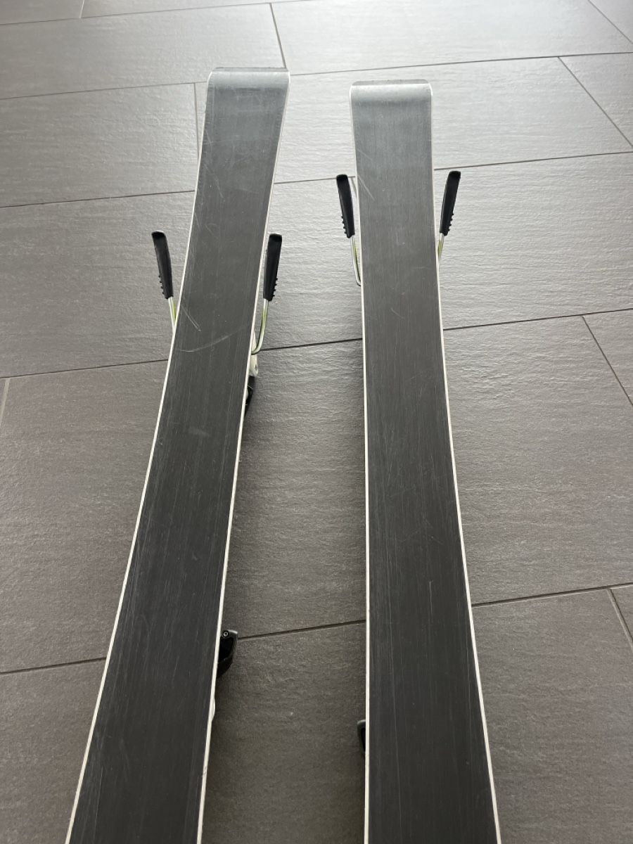 Head Skis: Ski 130cm Head Super Shape – D'occasion à Fischenthal par andivolley 7