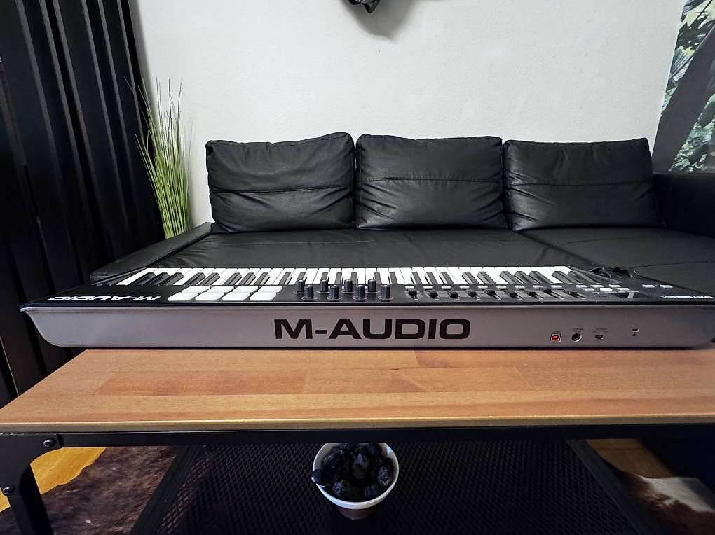 Strumenti musicali: M-Audio Oxygen 61 MIDI Keyboard Controller – Usato da Zollikon venduto da Mazemix7 1