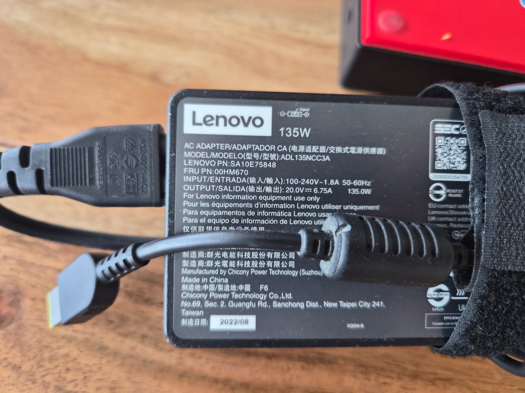 Lenovo Docking station: ThinkPad Dockingstation mit Netzteil – Usato da LUZERN venduto da 6O15 3