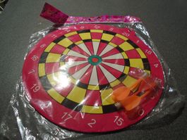 Zielscheibe mit 3 Pfeilen, pink