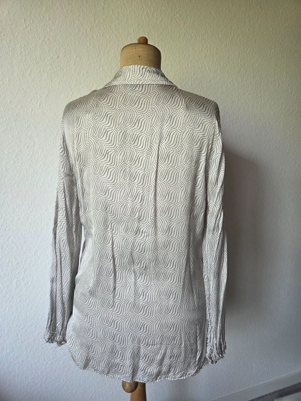 Blusen: Massimo Dutti Bluse, Gr. 40 – Gebraucht aus Zürich von Stephs13 1