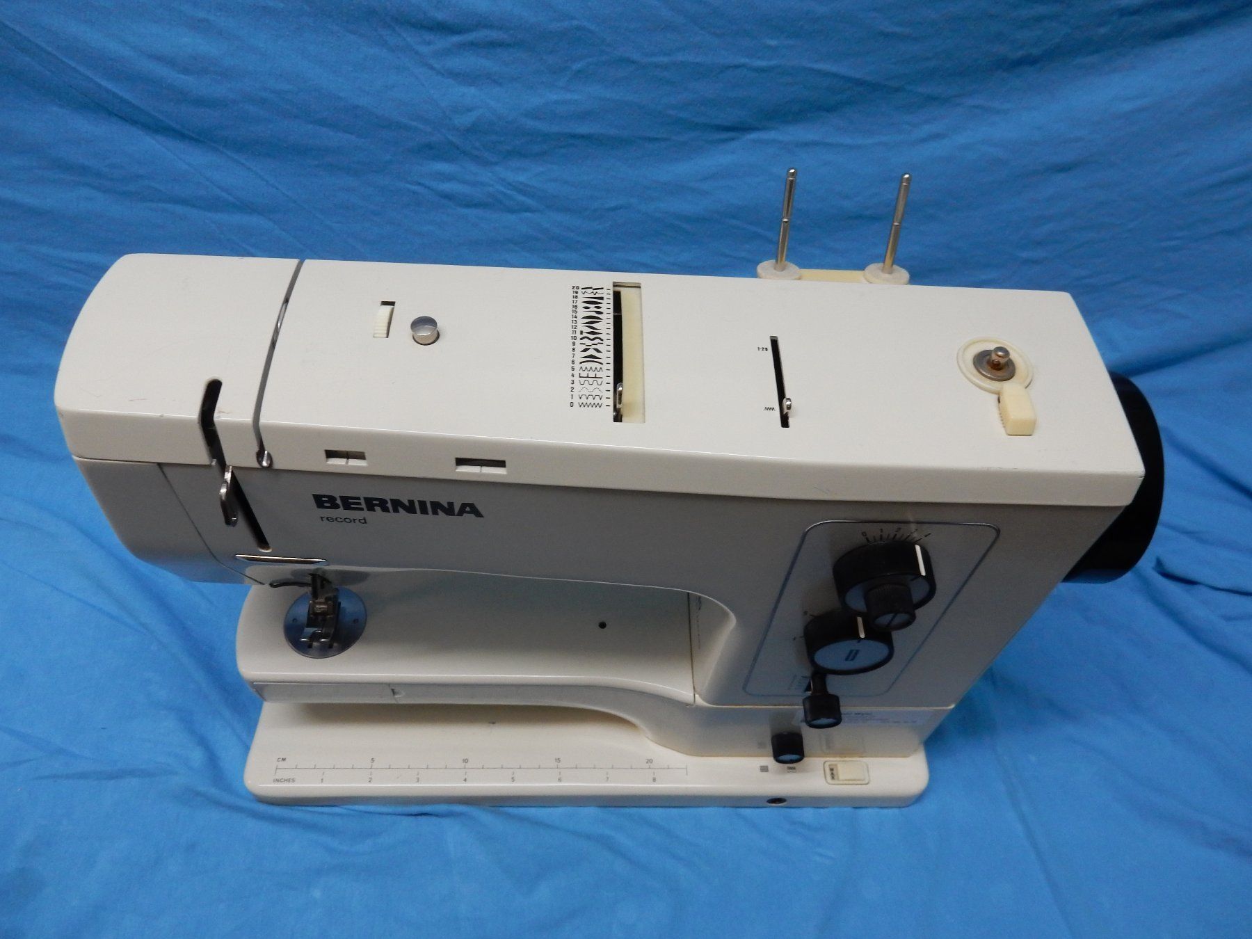 Bernina Macchine da cucire: Bernina 830 Revidiert           26033 – Usato da Watt venduto da Mariposa49 6