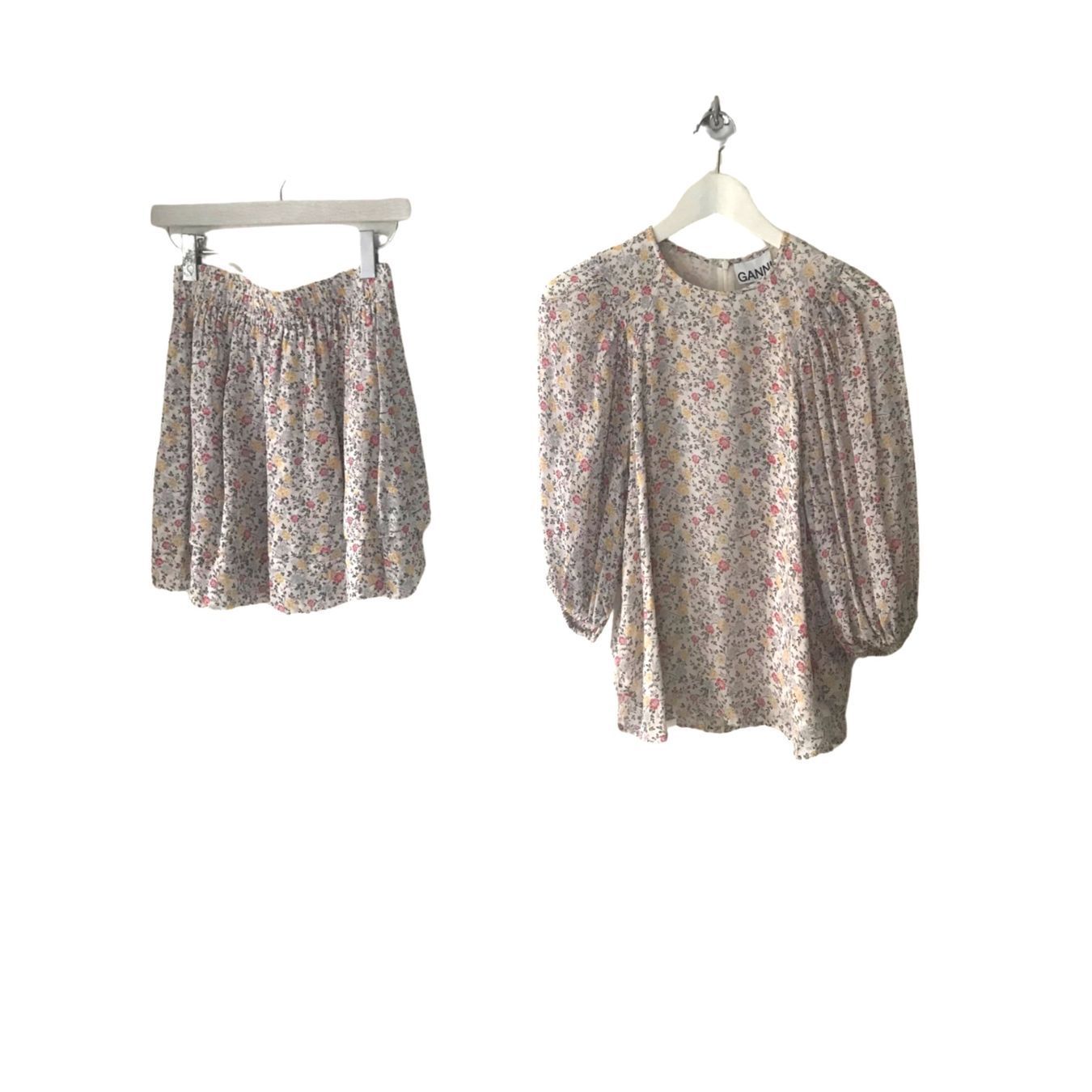 Completi & Tailleur: GANNI 2 Teile | Rock & Top - neu - – Nuovo (secondo la descrizione) da Jona venduto da vanessasupermarket20 4