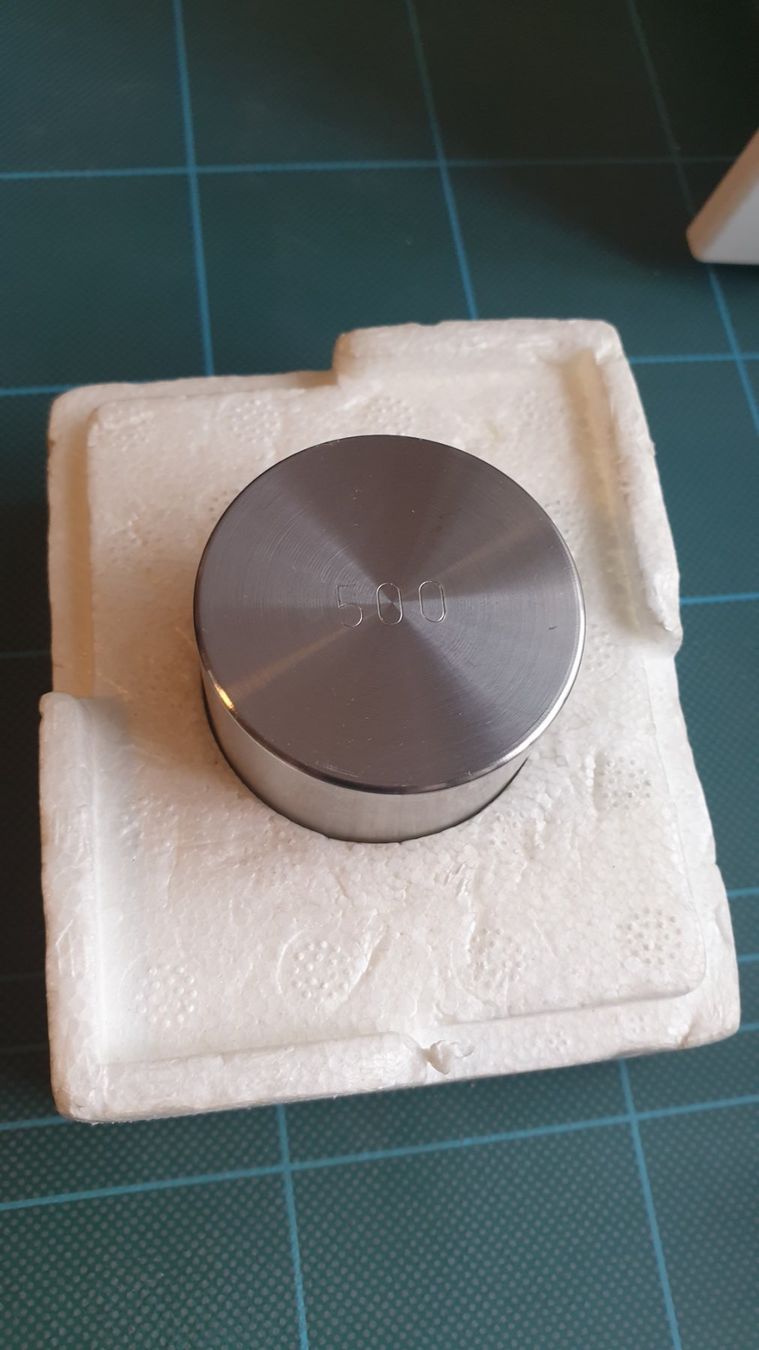 Mettler Toledo Accessori da laboratorio: Gewicht 500g - Kalibriergewicht, Eichgewicht, Prüfgewicht – Usato da Muttenz venduto da Glaucos 1